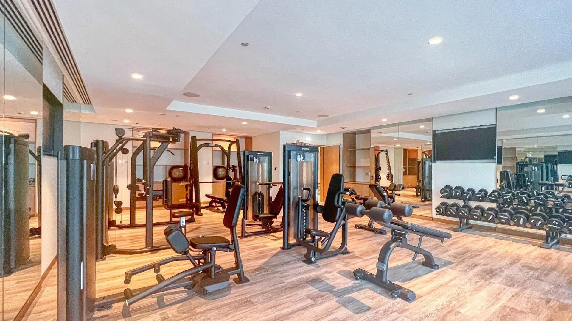 Your 30Th-Floor Haven Awaits Dubai 0*,